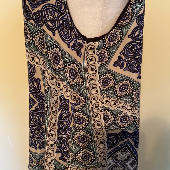 Lavish top - Picture 7 of 13